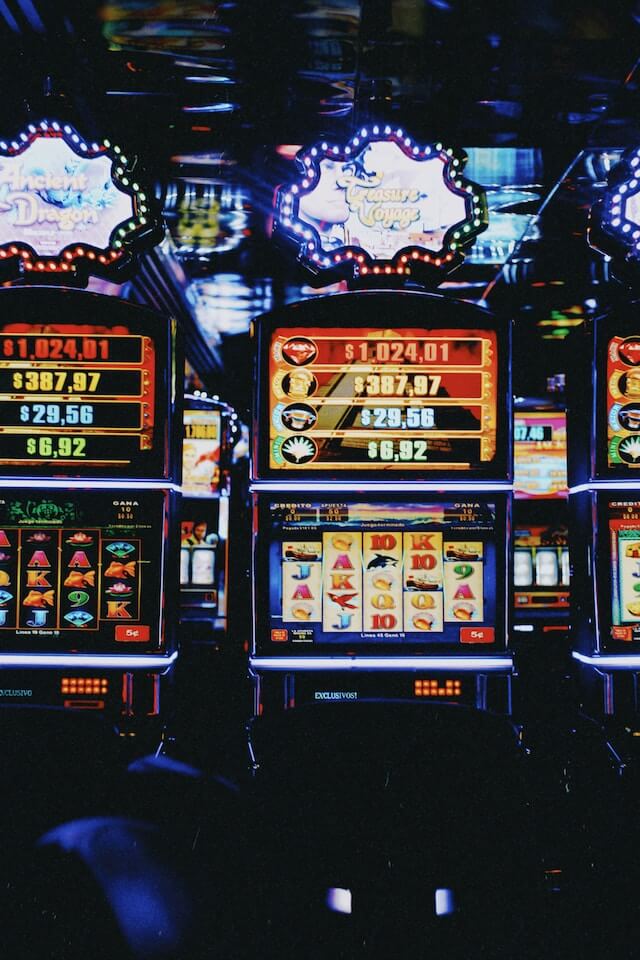 Unveiling the Mystery: What Are the Actual Odds of Winning a Slot Jackpot?